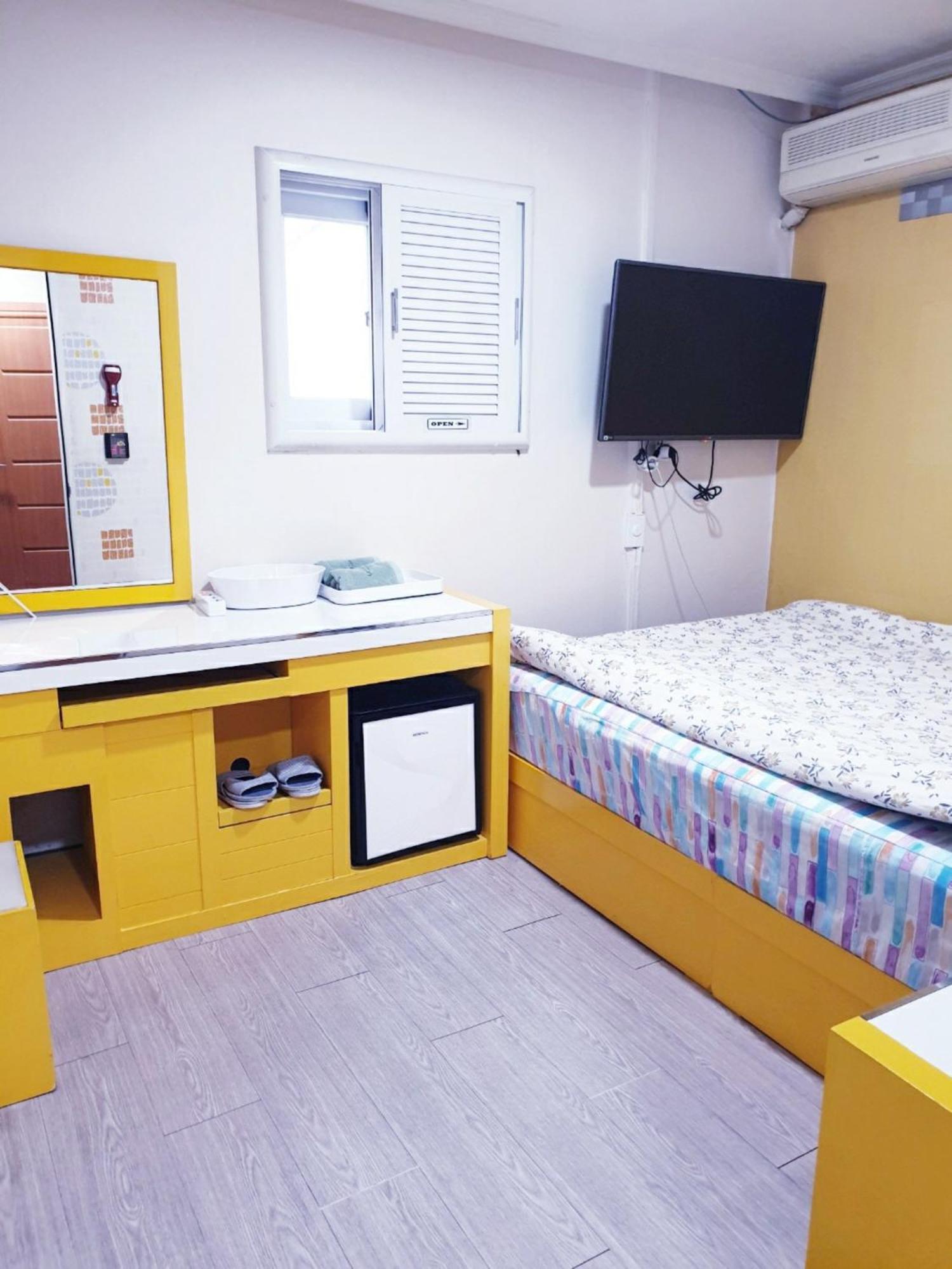Oppa Hostel Sinchon-Hongdae Seul Exterior foto